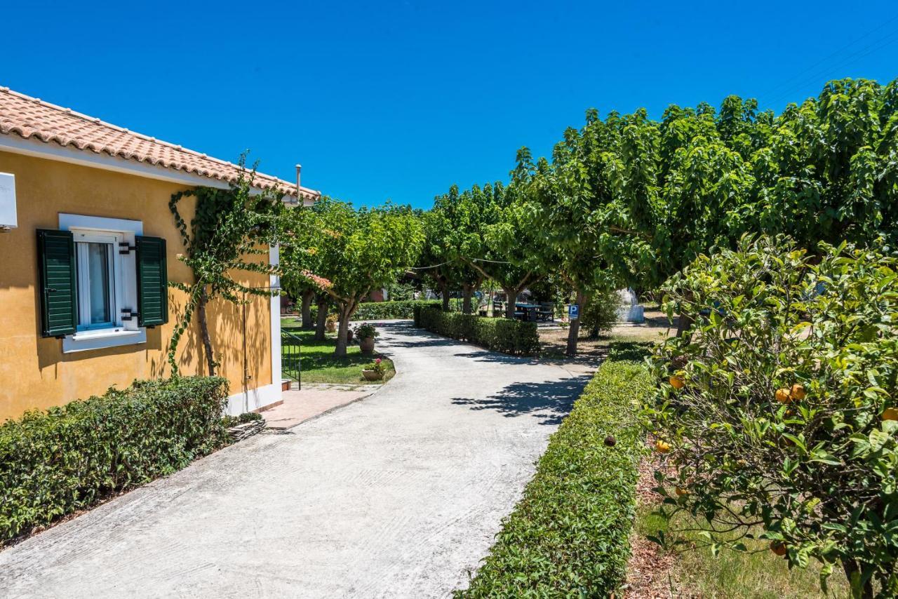 Nemorosa Holiday Houses Méson Yerakaríon Exterior photo